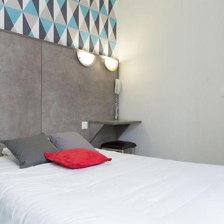 Panam Hotel Paris Gambetta- Place Gambetta-Mairie Du 20 Emme Bagian luar foto
