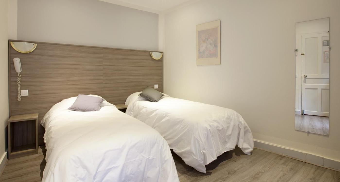 Panam Hotel Paris Gambetta- Place Gambetta-Mairie Du 20 Emme Bagian luar foto