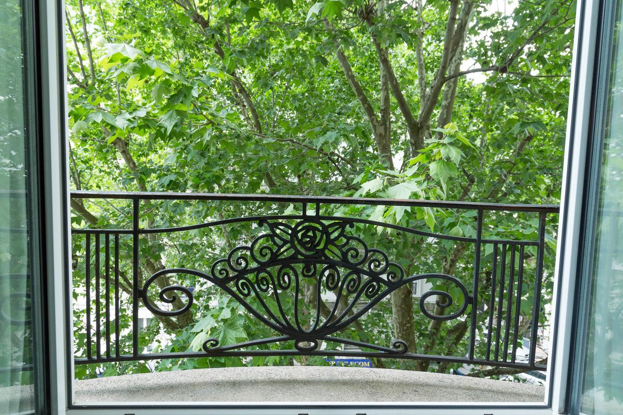 Panam Hotel Paris Gambetta- Place Gambetta-Mairie Du 20 Emme Bagian luar foto