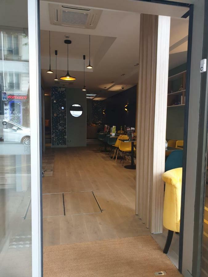 Panam Hotel Paris Gambetta- Place Gambetta-Mairie Du 20 Emme Bagian luar foto